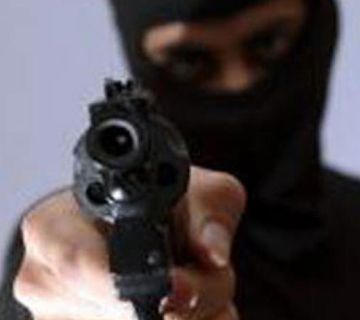 Doble atraco a punta de pistola
