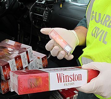 La Guardia Civil interviene 21.000 cajetillas de tabaco en Nerja