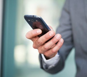 1.500 euros por una llamada, el nuevo bulo de WhatsApp