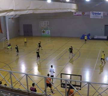 El sénior del fútbol sala vence al Club Deportivo Cultural Estadio