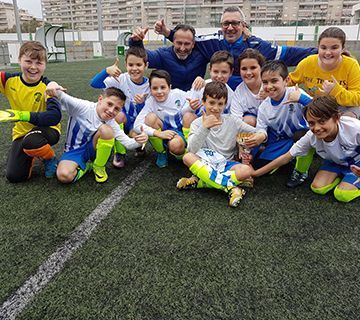 El benjamín del CD Nerja campeón en la Champions de Escuelas