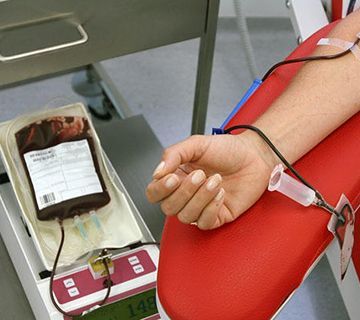 La Parroquia de El Salvador acoge una campaña de donación de sangre
