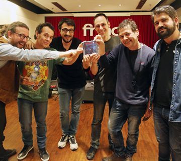 Tabletom presenta su «Luna de mayo»