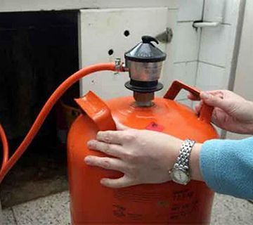 Alertan de nuevos casos de falsos técnicos de gas