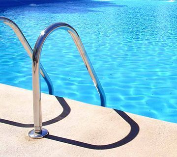 Comienza la temporada estival en la picina municipal de verano