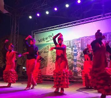 Actuación del Grupo de Baile Virgen del Carmen