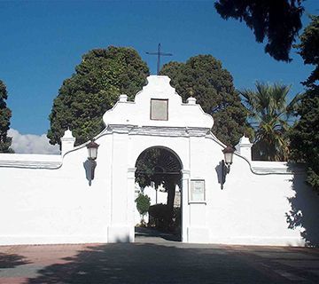 El cementerio permanecerá abierto todo el puente