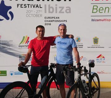 Dos nerjeños en el Campeonato de Europa de Triatlón Media Distancia
