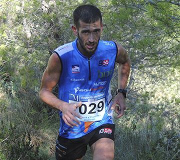 Juan Jesús Bravo y Yolanda Fernández lideran la «Almijara Trail»