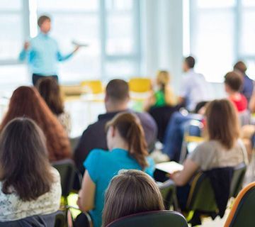 Jornada formativa para los jóvenes sobre su futuro laboral