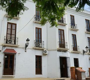 Denuncia a su expareja por no entregarle a su hija en el periodo vacacional