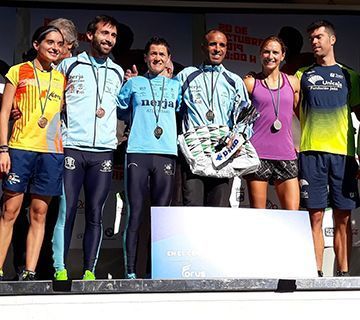 Abdelhadi El Mouaziz y Lola Chiclana ganan la Carrera Urbana de Málaga