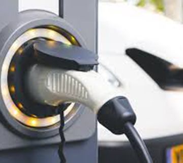 Primeros puntos de recarga para coches eléctricos