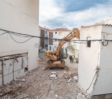 Iniciada la demolición del Giner de los Ríos