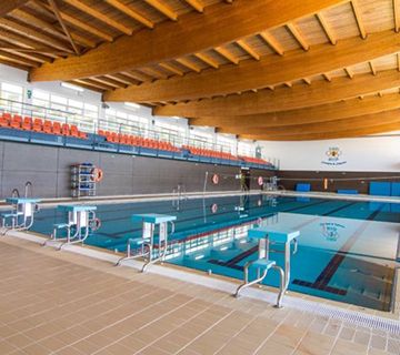 Se inician las actividades en la piscina cubierta municipal