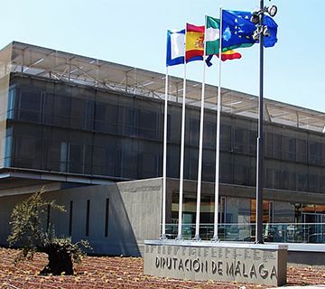 Nerja reclama el pago del Plan de Asistencia Económica Municipal 20/25