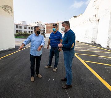 Se ultiman los trabajos para el vial entre C/ Manuel Marín y Granada