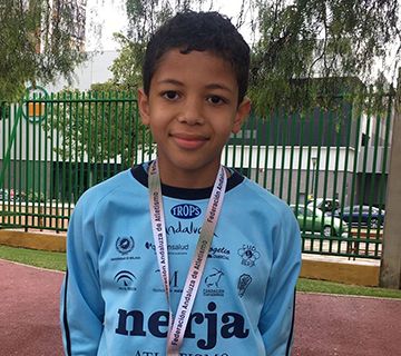 Cinco medallas para los más jóvenes del CNA