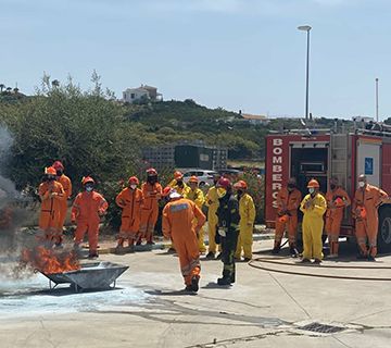 Se incorporan once voluntarios a Protección Civil
