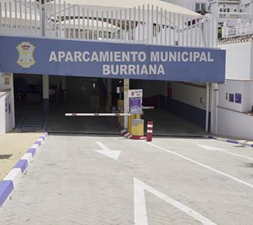 Se refuerza la vigilancia de los aparcamientos municipales