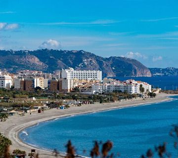 Las duchas de las playas contarán con nuevos pozos drenantes