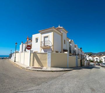 Obras en la red de abastecimiento de las calles Condal/Olivarillos
