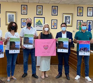 Subida al Pico del Cielo para visibilizar el cáncer de mama