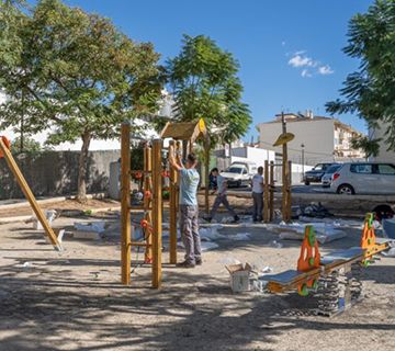 Renovación del parque infantil de calle Zurbarán