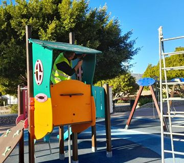 Se inicia la reparación del parque «Rosalía de Castro»