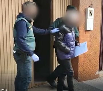 Roban mas de 50.000 euros a una mujer de 80 años