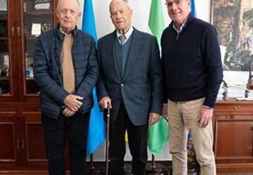 Reconocimiento institucional a Antonio Hermoso