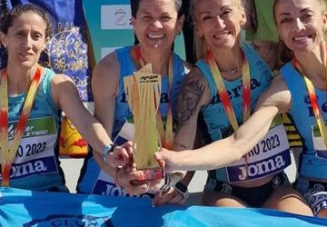 El equipo femenino del CNA, campeón de España