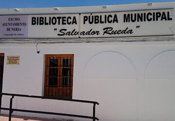 Nerja celebra el Día Internacional del Libro