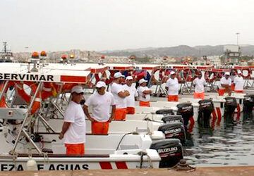 Comienza el servicio de limpiezas de aguas