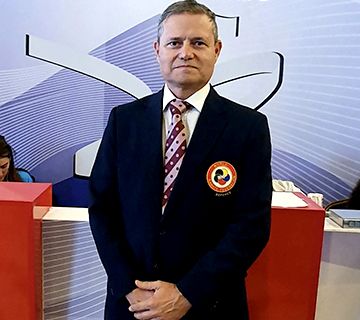 El nerjeño Juan Carlos García es galardonado en Torremolinos
