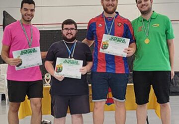 El nerjeño Fernando Sáez plata en el «Aldeilla Open»
