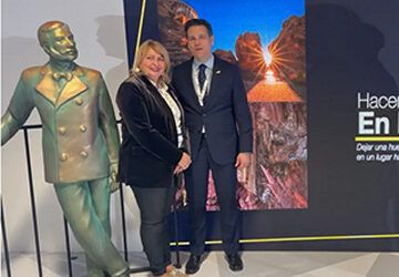 Nerja presenta su stand de Fitur