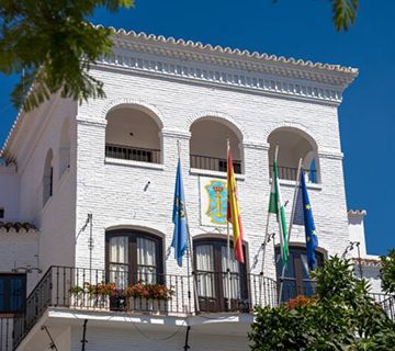 Convocadas plazas de funcionarios y de personal interino