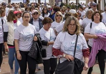 Nerja celebra la XIV Caminata por la Igualdad