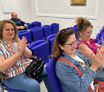 Las trabajadoras de limpieza aumentarán su jornada al 100%