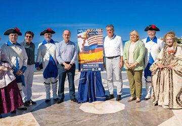 Nerja acoge de nuevo el desfile en memoria de Bernardo de Gálvez