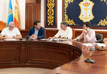 El Ayuntamiento trabaja en un Plan Estratégico de Comercio