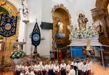 Misa y ofrenda de flores a la Virgen del Carmen