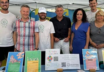 Nerja impulsa una campaña de sensibilización ambiental en las playas