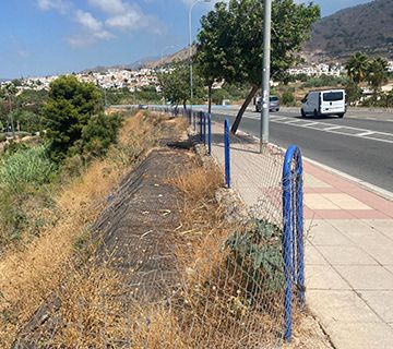 Sale a licitación la ampliación del acerado de la carretera entre Nerja y Maro