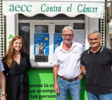 Arrancan las rutas saludables de la AECC de Nerja
