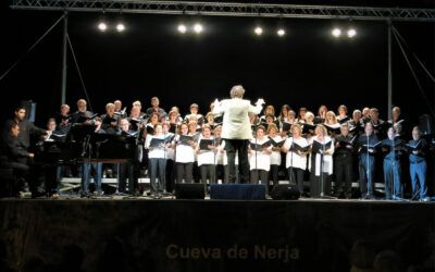La Coral Alminares de Nerja celebra su 40º aniversario con el Encuentro Coral Navideño
