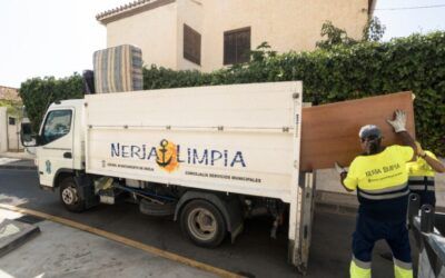 Nerja avanza hacia la privatización de la limpieza viaria, playas y recogida de basuras