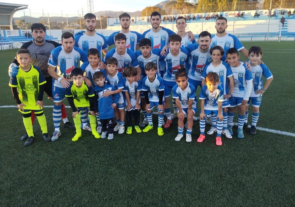 El CD Nerja cierra la primera vuelta con una trabajada victoria