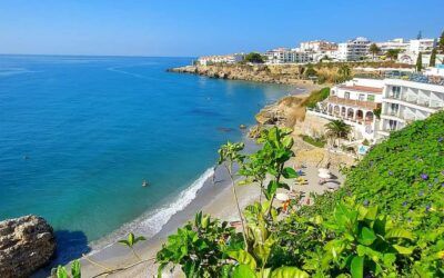 Nerja, el segundo pueblo más feliz de España según ranking nacional
